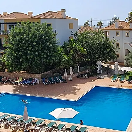 Inviting 2bedroom In The Of Tavira